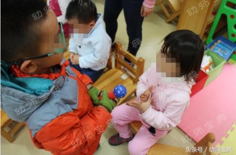 幼儿园小手拉大手主题活动计划,小班主题活动大手牵小手