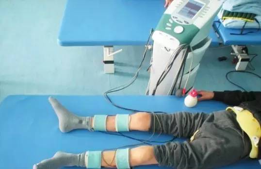 关节肿是滑膜炎吗,有什么病能引起滑膜炎