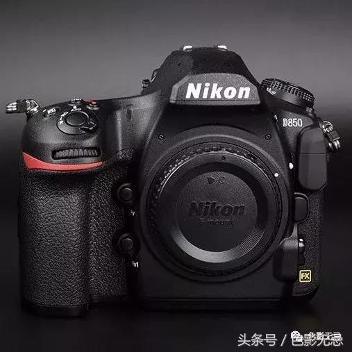 尼康d810和d850电池盒通用吗,尼康d810和尼康d850的画质对比