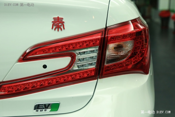 17款比亚迪秦ev300续航实测,比亚迪秦2016款ev300旗舰型