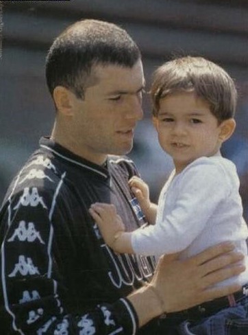 c罗门德斯欧洲豪门皇马齐达内,足球比赛皇马vs曼联