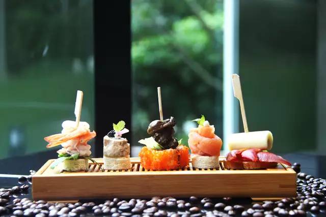 食指大动,食指大动胃口大开