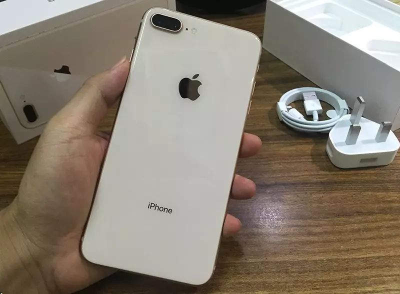 港版iPhone8Plus腮红金开箱实拍：这金色有点特别