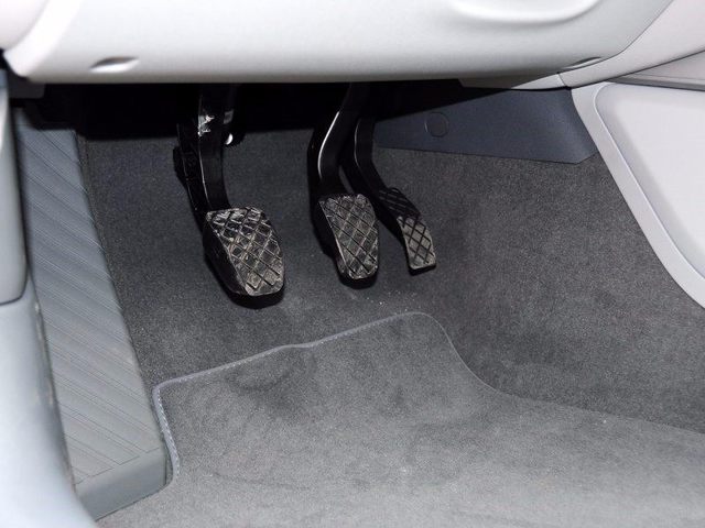 奥迪a6l什么情况下使用手动挡,为了面子买奥迪