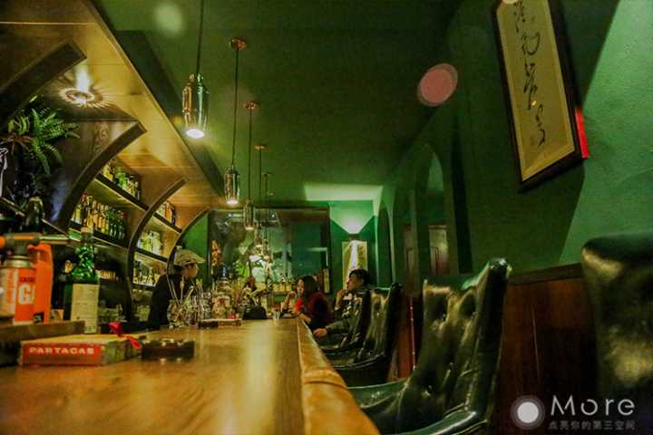 深夜酒馆｜在成都，总有一家酒吧适合你发朋友圈×PartOne