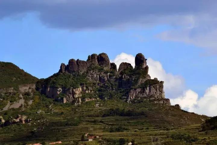 十一去哪玩划算 (十一最适合去哪里玩)