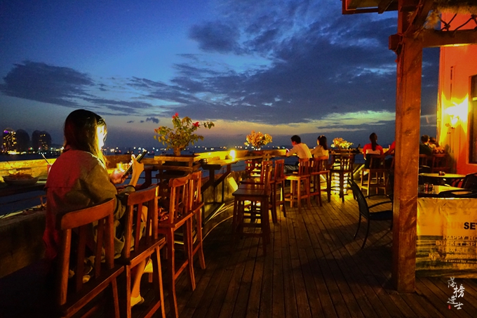 11月去三亚玩下雨怎么办,十一三亚下雨吗