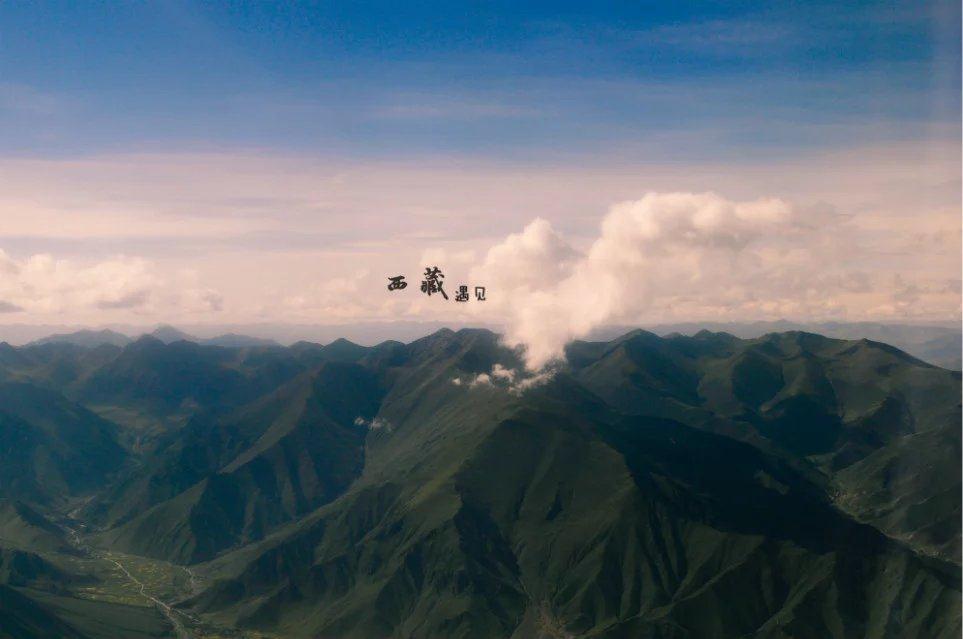 秋日沉浸在夕阳的怀抱中,初秋沉醉在西藏的图片