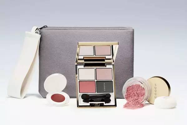 哪个牌子的圣诞限量款好,各个品牌的圣诞限定翻车