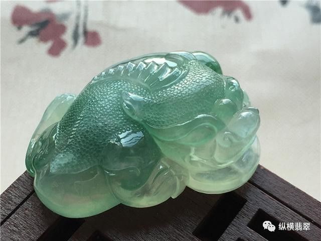 歪头翡翠貔貅招横财,正脸翡翠貔貅守正财,还有最后一点不能忽略