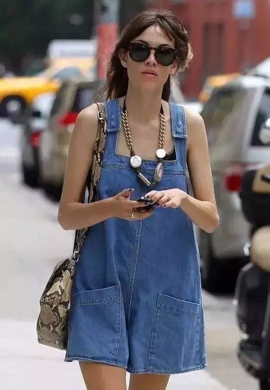 大码胖mm显瘦遮肉a字长背带裙女,连衣裙小个子胖mm显瘦遮肉背带裙