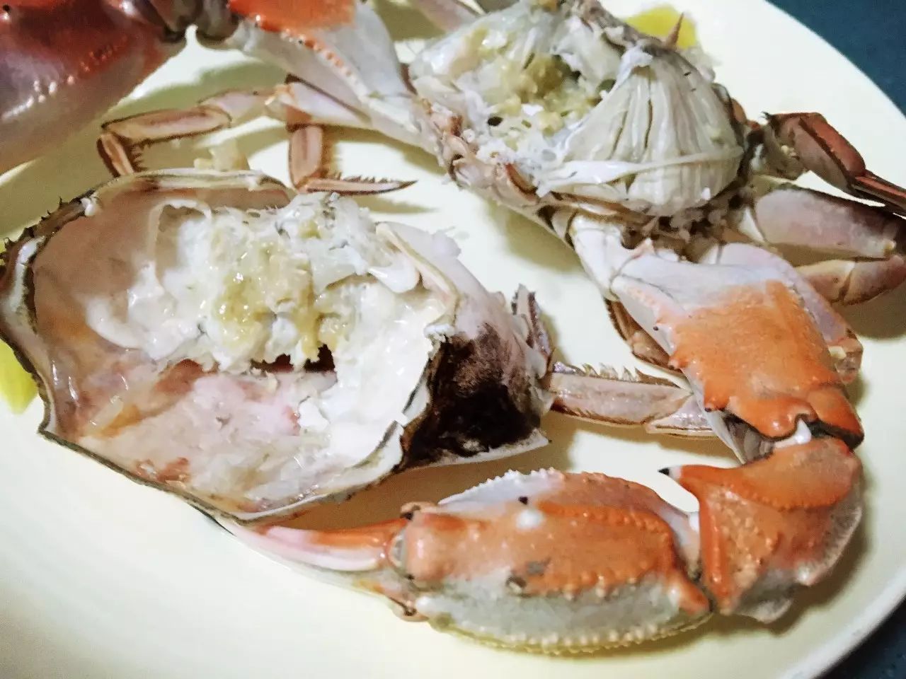 中秋送礼不用月饼送什么,中秋节送礼月饼配啥好