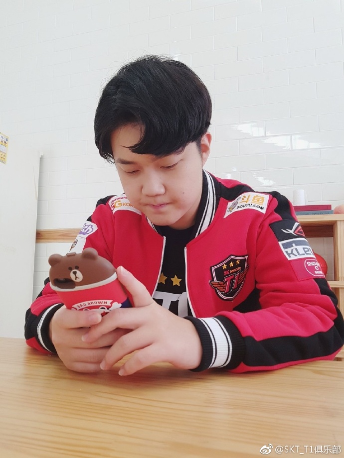 skt新队服效果,skt最好看的队服