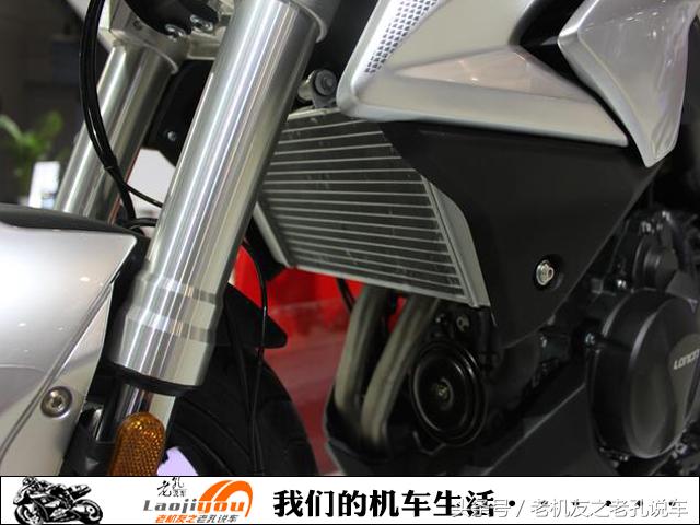 春风400nk发动机,春风400nk隆鑫500r对比