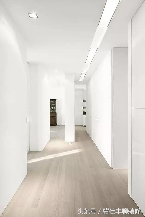 踢脚线不好看怎么弄下来,踢脚线如何装好看又实用