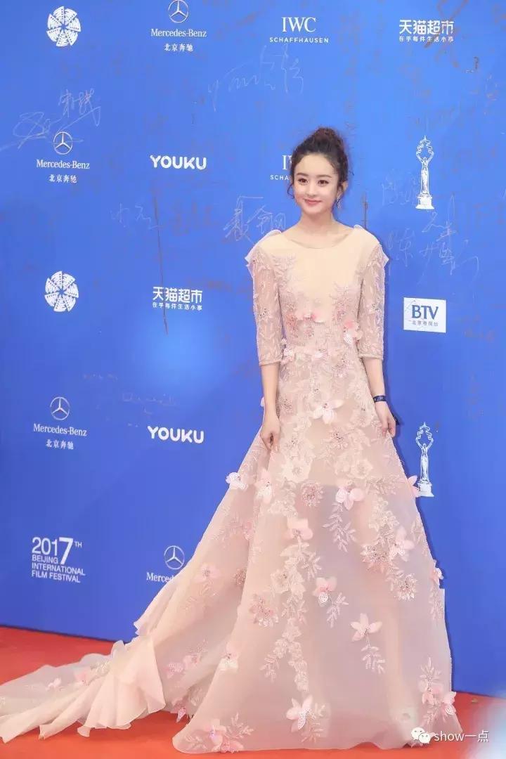 赵丽颖dior现状,为什么赵丽颖不适合浓妆