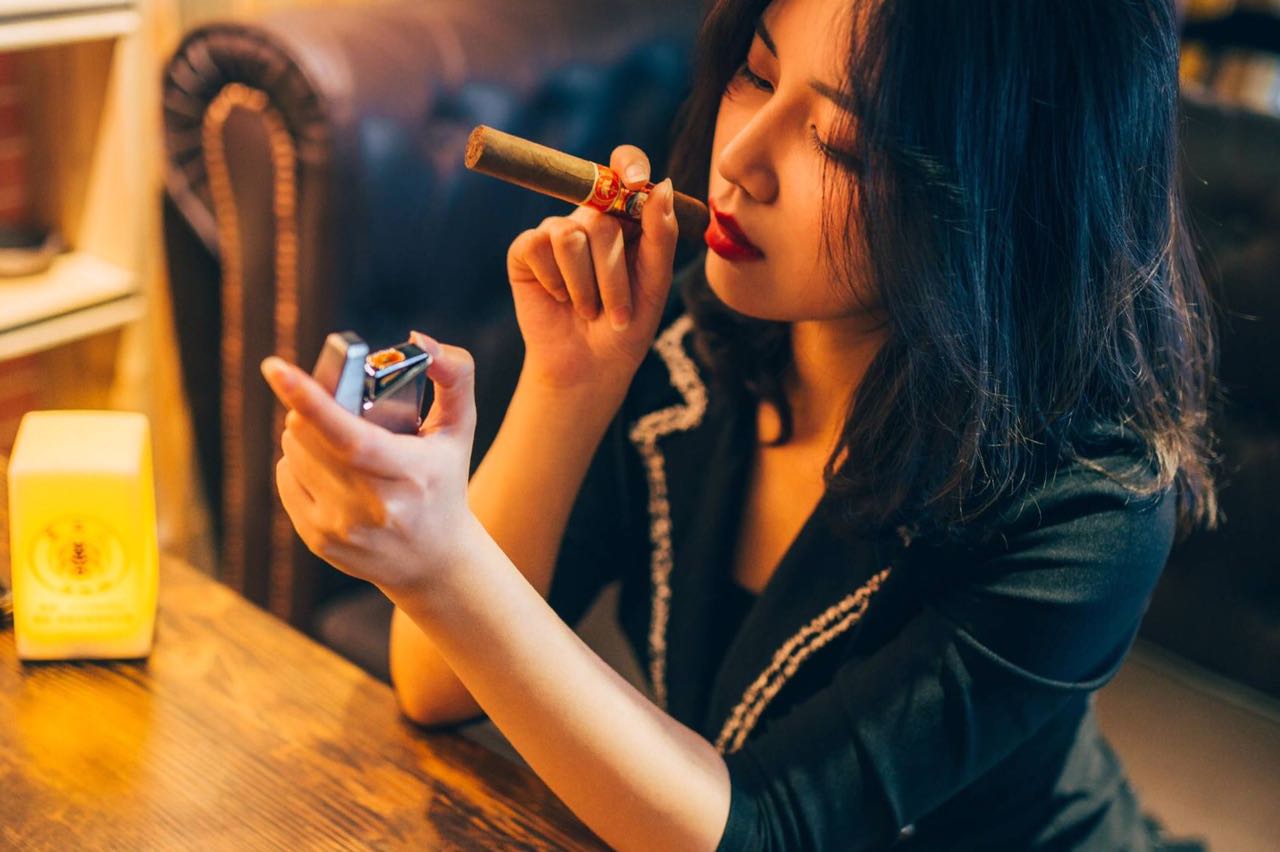 接触了雪茄抽不了香烟了,雪茄初学者10大禁忌
