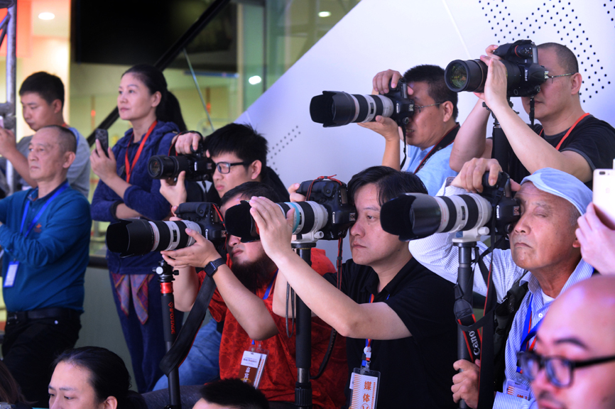 渝派服装中和发布会,渝派服饰重庆