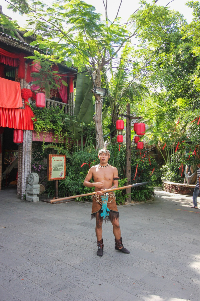 带着寻宝记游遍祖国大好河山,带着挖机去海边度假