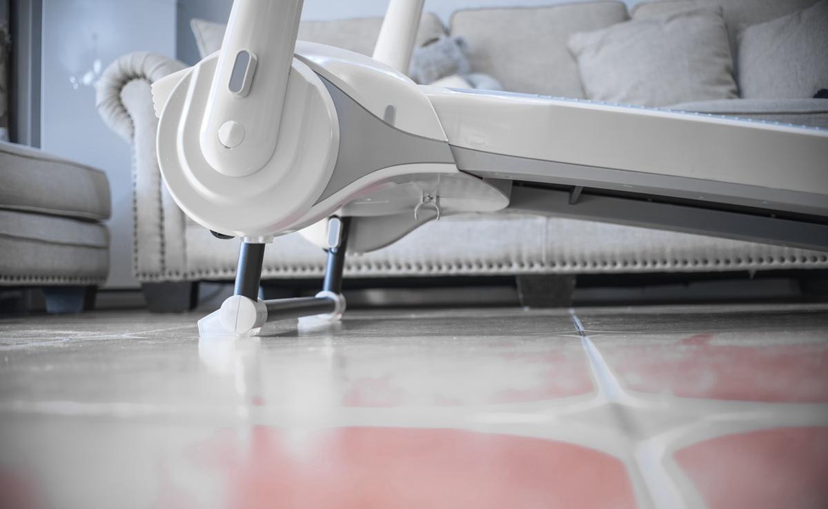 迪丽热巴跑步机广告,迪丽热巴代言的运动品牌图片