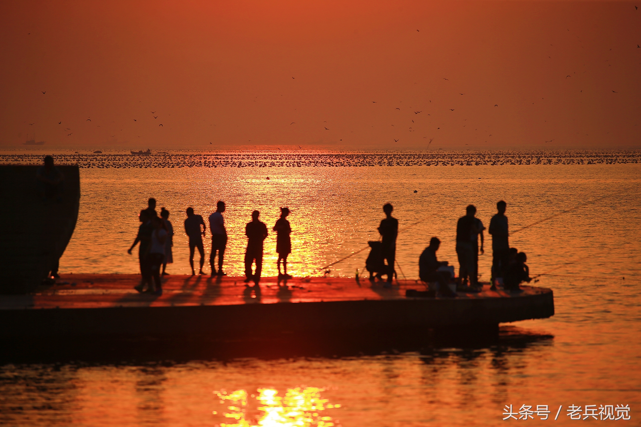 听说你也喜欢看海的英文,听说你也喜欢海什么意思