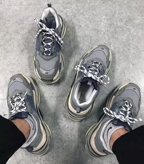 巴黎世家一万多的短裤,巴黎世家工作服卖多少钱