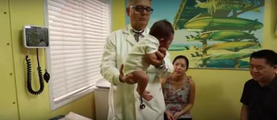 小宝宝哭得特别厉害怎么哄,小宝宝哭了怎么办10个月