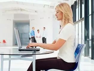 PS都拯救不了的蒋欣，这个部位竟让她立马瘦了20斤！