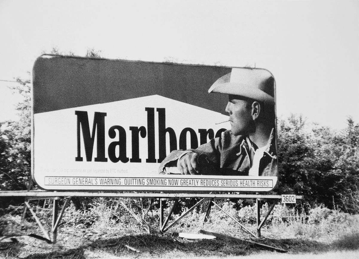 说一说丨“男人只因浪漫而牢记爱情”，万宝路的爱情故事