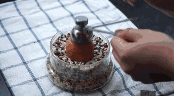 一刀切下去，鸡蛋流黄的感觉，好像中了500万！