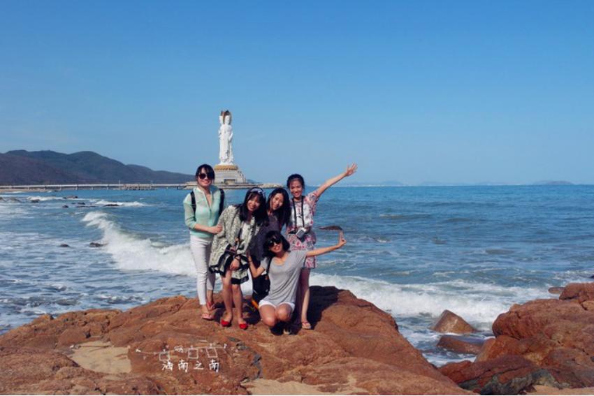 穿过云海后的美景,穿过云海看美景