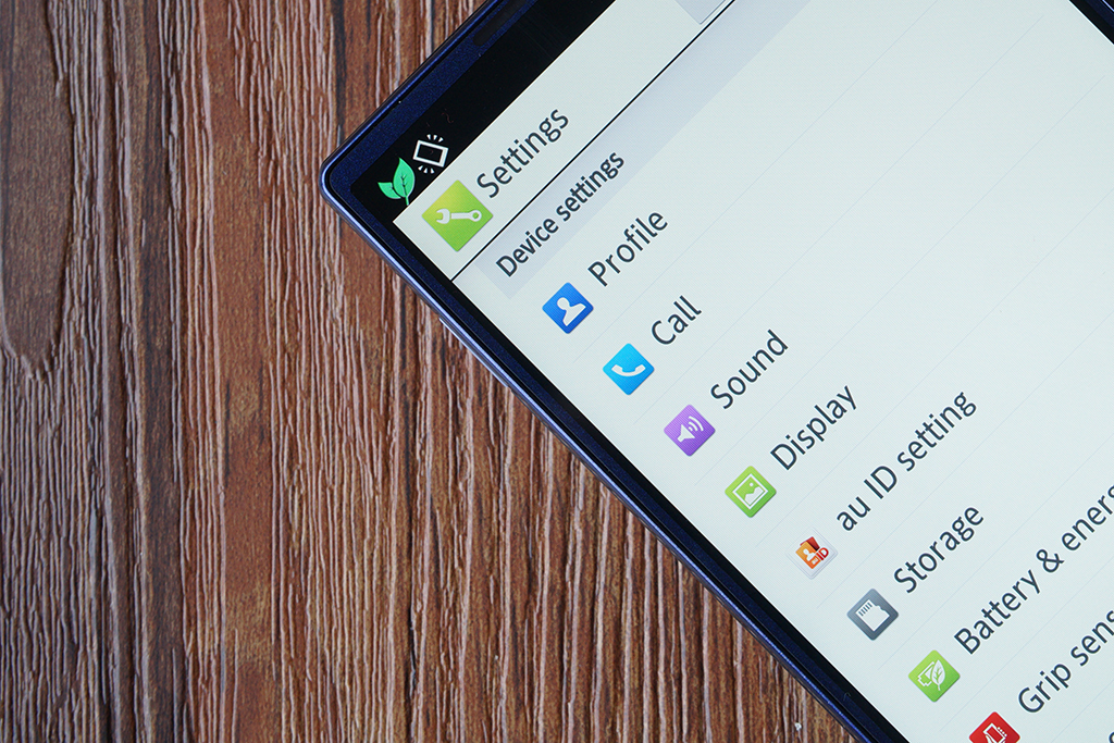 就喜欢我行我素超级冷门手机夏普SHL25体验