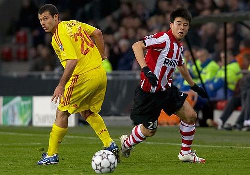 中国“三人帮”亮相欧冠，这个上海小男人凭借间接助攻征服枪手