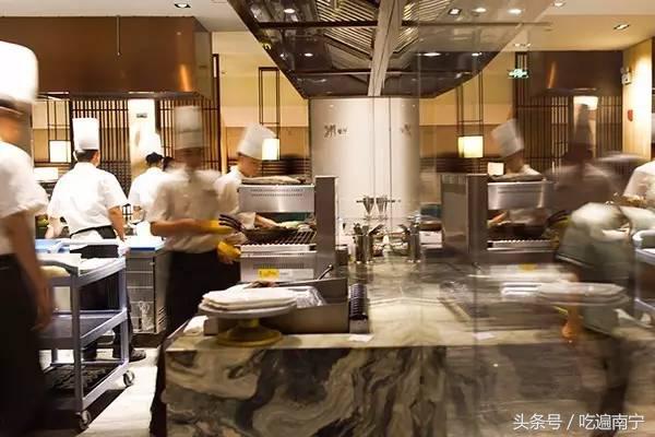 南宁适合宴请25人包厢的实惠餐厅,南宁大包厢餐厅