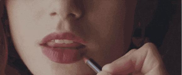 阿玛尼什么颜色口红最好用显白,李佳琦推荐适合秋冬的显白口红