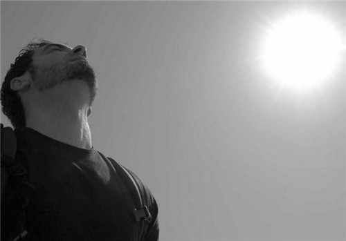 pvc瑜伽垫和nbr瑜伽垫比较,便携式瑜伽垫和大的瑜伽垫哪个好