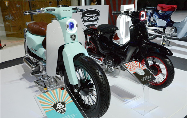 本田supercub125超级幼兽智能版,本田幼兽crosscub白色上市时间