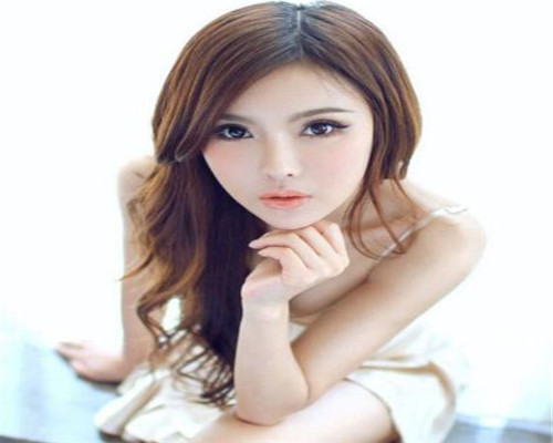 春季脸上长痘痘是怎么回事,春季脸上长痘痘而且很痒怎么办