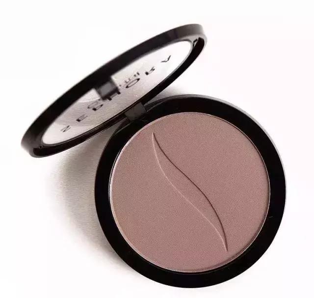 高鼻梁怎么练最有效,如何自然变成高鼻梁的方法学生党