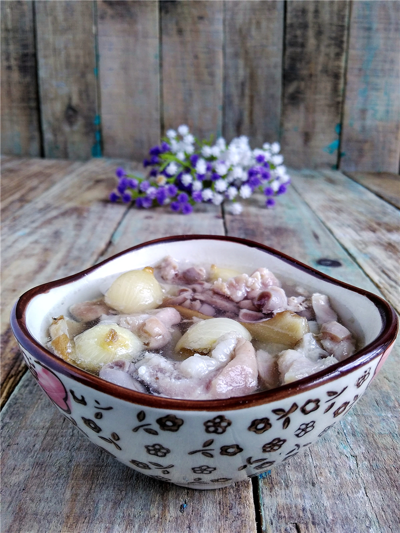 小朋友肚子疼，喝这碗汤，肚子再也不疼了，杀蛲虫效果好，不受罪