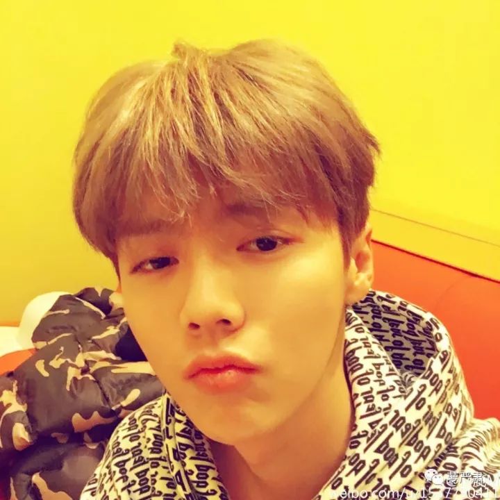 鹿晗和关晓彤官宣恋情了吗,现在鹿晗和关晓彤还是情侣关系吗