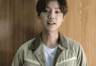 鹿晗和关晓彤官宣恋情了吗,现在鹿晗和关晓彤还是情侣关系吗