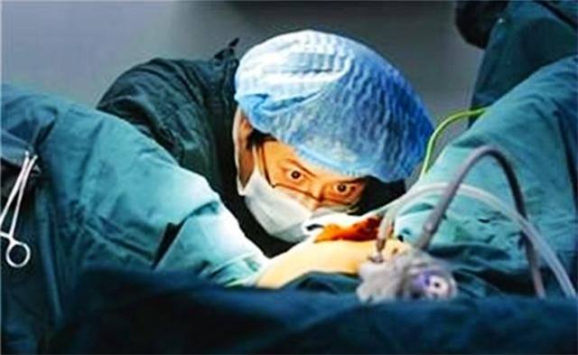 怪婆婆给儿媳妇坐月子,产妇生完宝宝后要在医院观察多久