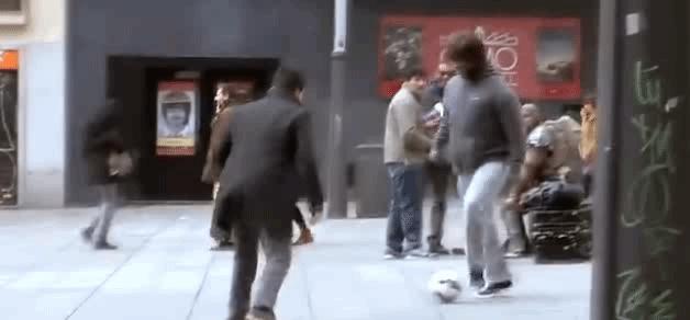 李根踢马布里视频,李根狂飙搞笑视频