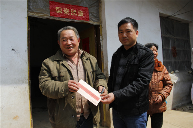 大型历史纪录片《四九英雄》颍泉首映式在行流镇举行