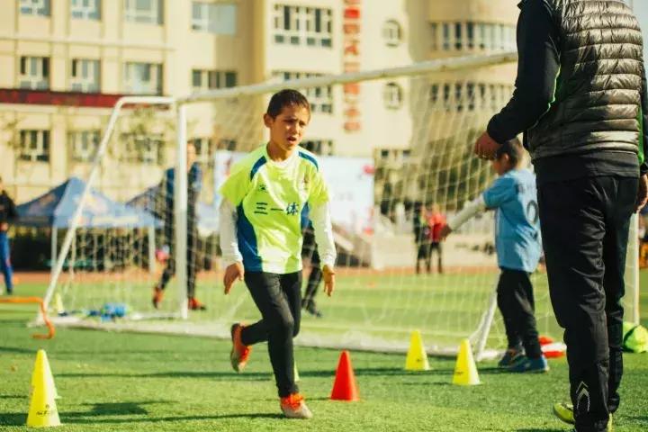 推广足球有用吗,推广素质教育