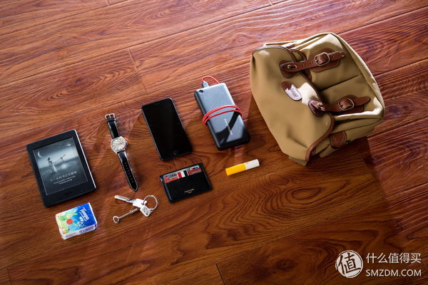 翻包记编辑带什么,翻包记日常必备物品有哪些