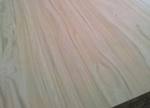 俄罗斯杨木板材优缺点,好太太杨木芯板材