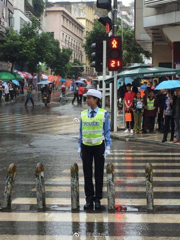 警娃托管中心接娃,警娃托管服务