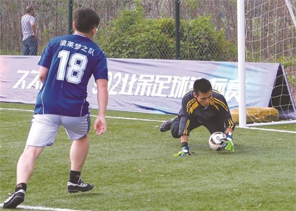 被练过的门将扑的石乐志？也许你需要冷静的思考一下